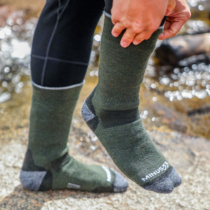 Midweight hunting socks. Winter hiking midweight wool sock crew #color_earthen